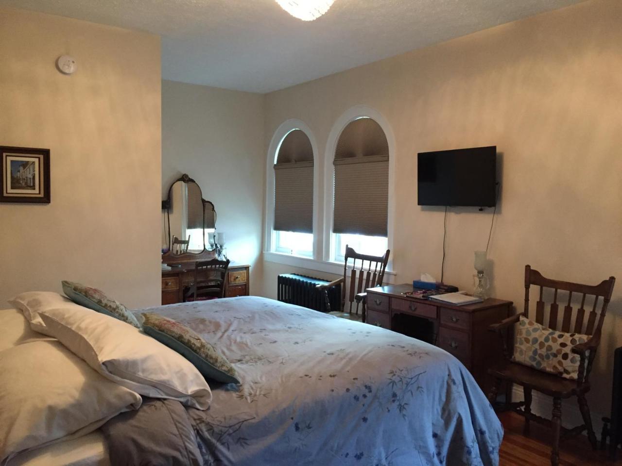Connellsville Bed And Breakfast Экстерьер фото