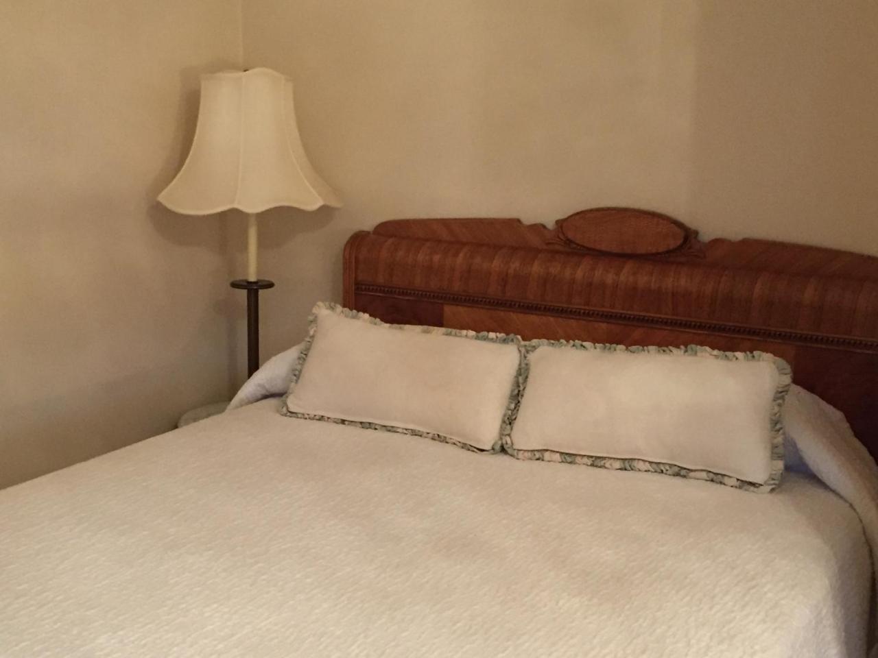 Connellsville Bed And Breakfast Экстерьер фото