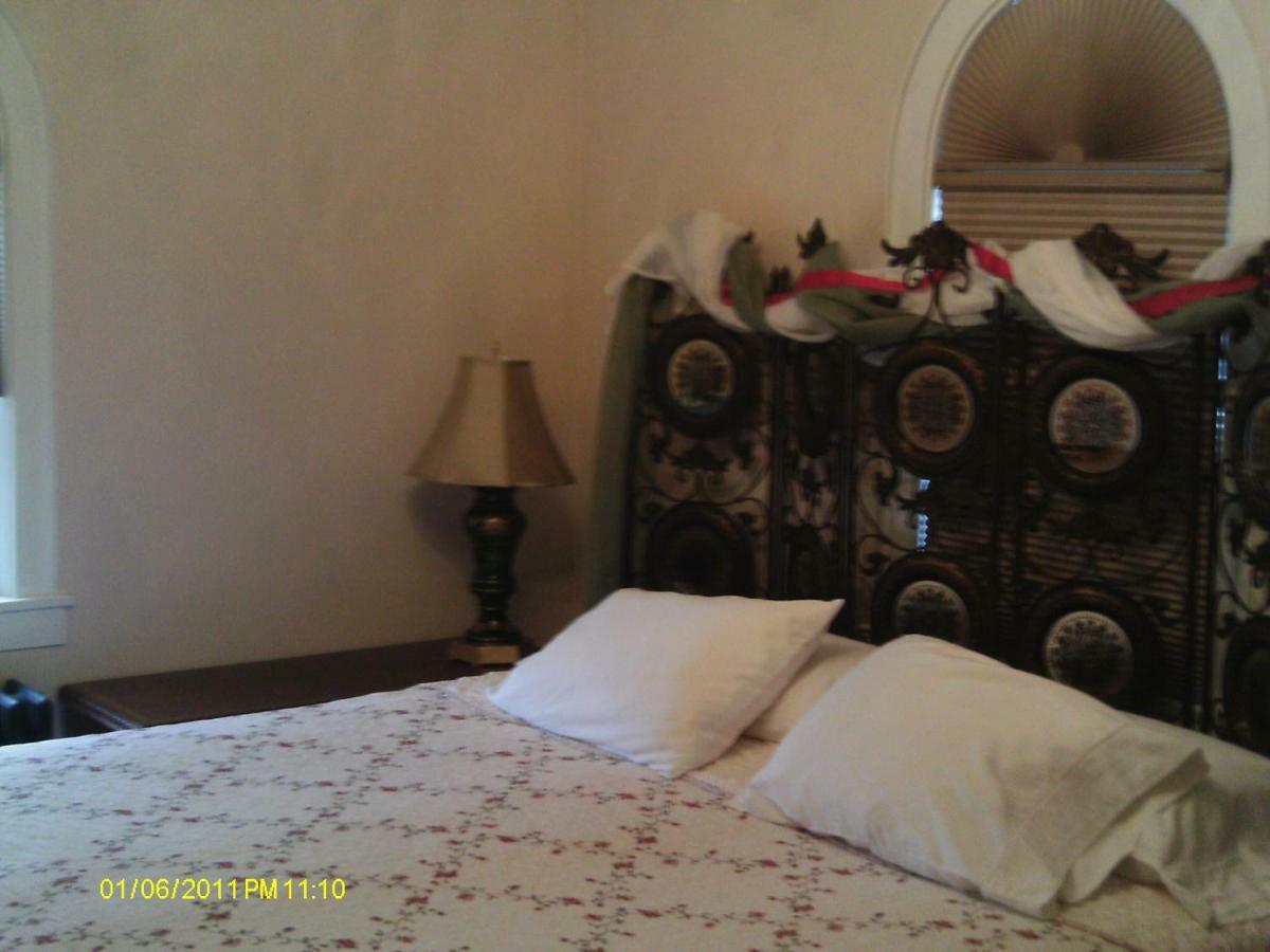 Connellsville Bed And Breakfast Экстерьер фото